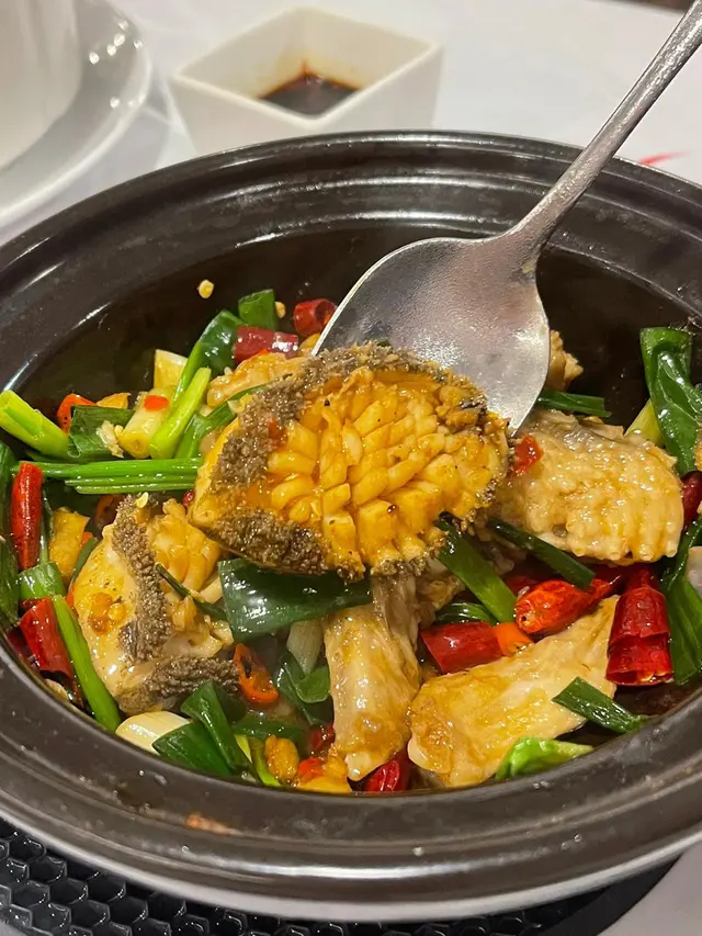 麻辣鮑魚掌翼報