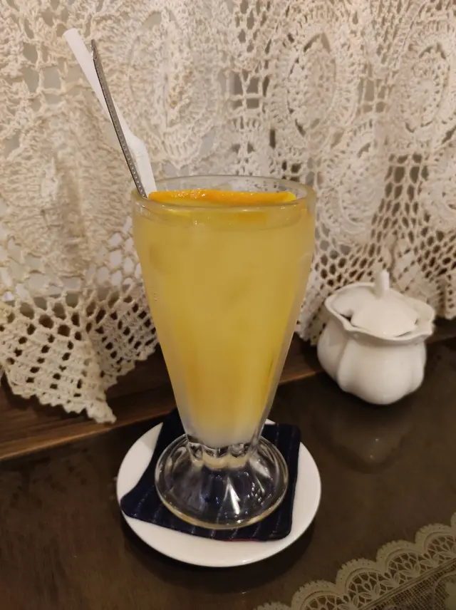 芒果香橙乳酸特飲