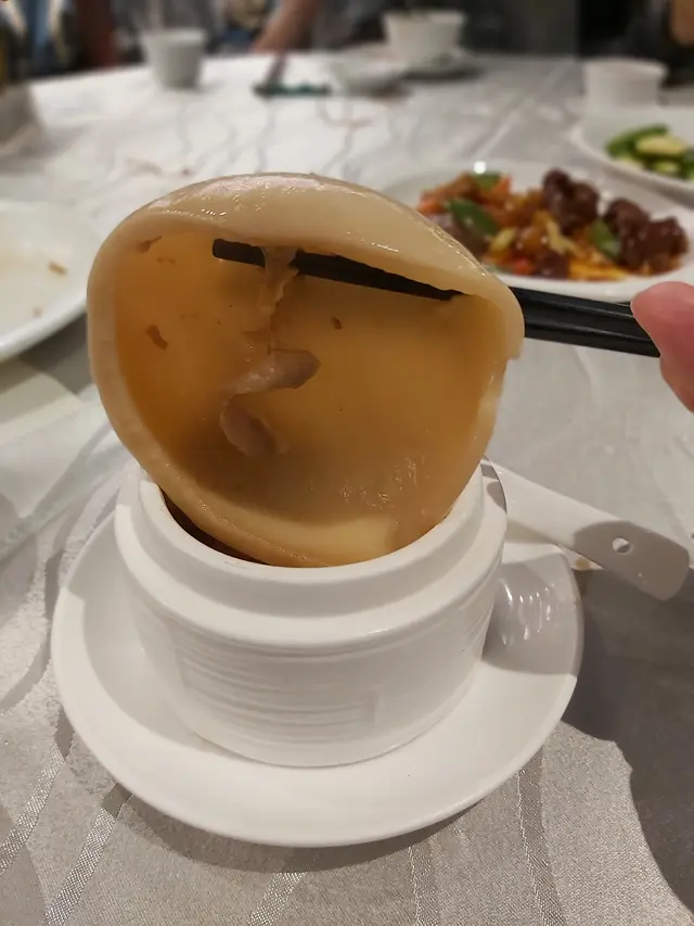 椰青燉花膠雞湯