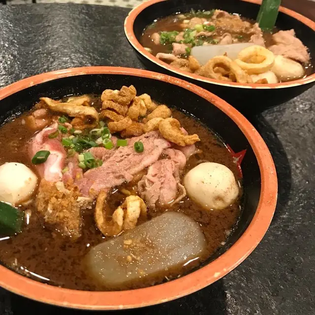 頂級美國肥牛加泰式河粉