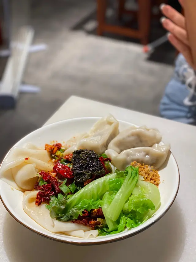 油潑扯麵加羊肉餃