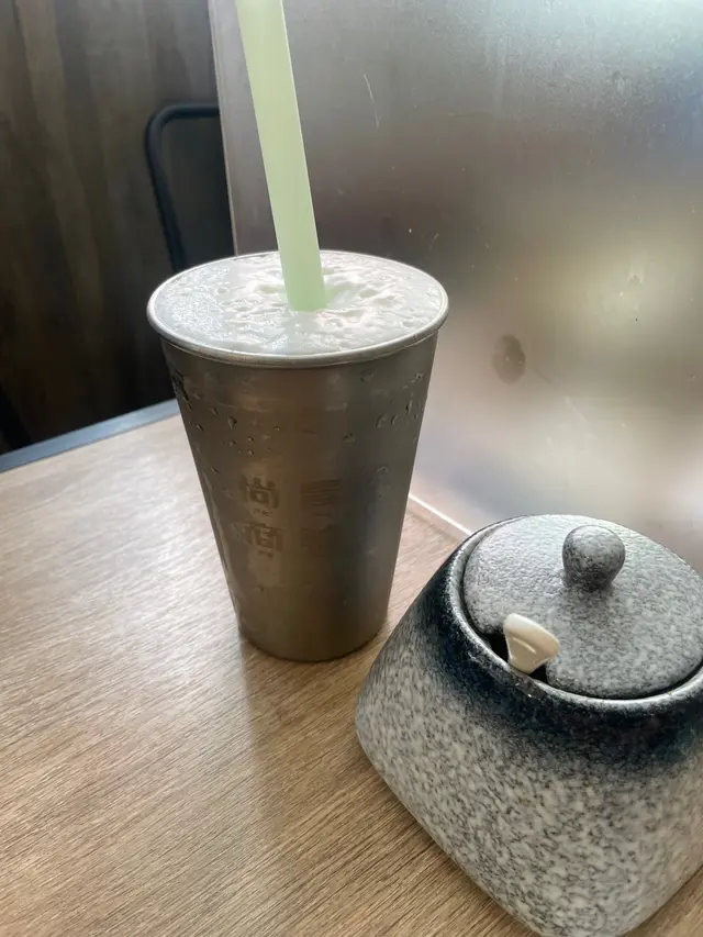 芋頭味唔係好濃  相對地較多冰味  我地叫左微甜走冰  建議要加珍珠  珍珠甜度岩岩好平衡野飲味道