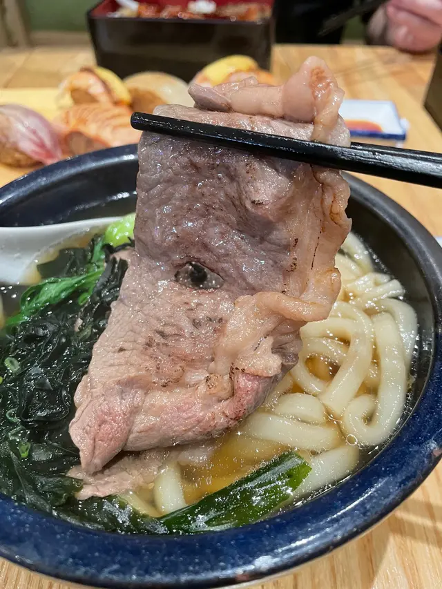 火炙牛肉湯烏冬