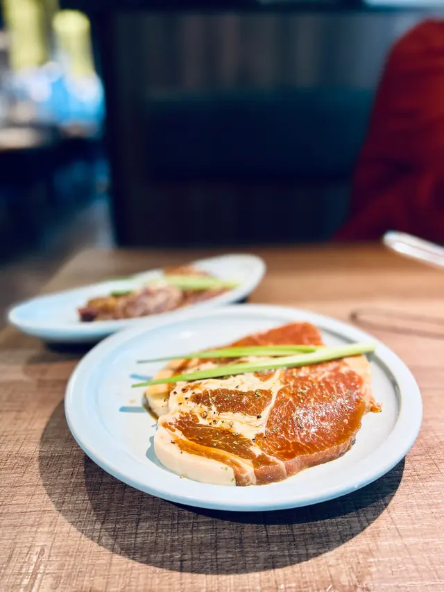 慶州極上黑毛豬梅肉