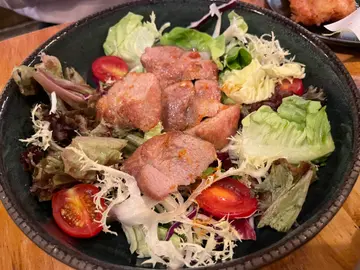 香茅猪扒沙律
