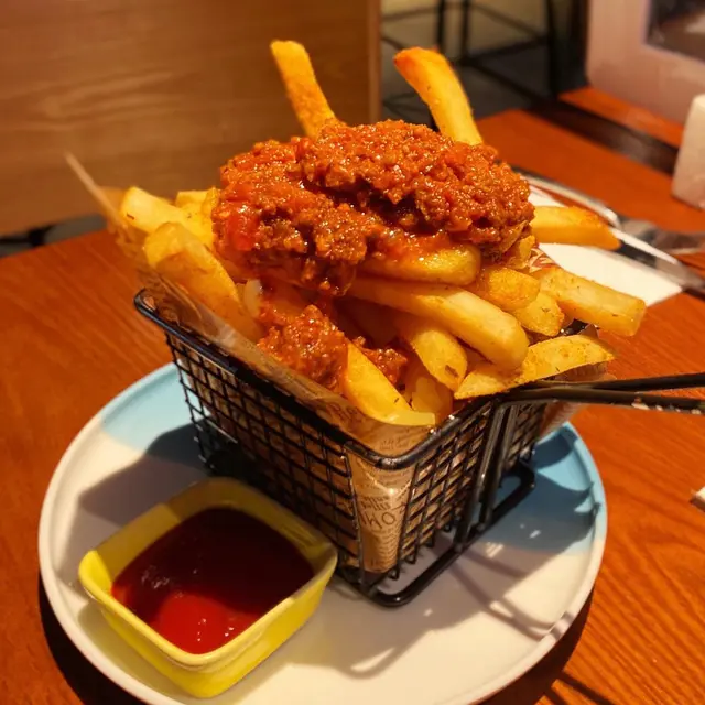 芝士肉醬香辣薯條