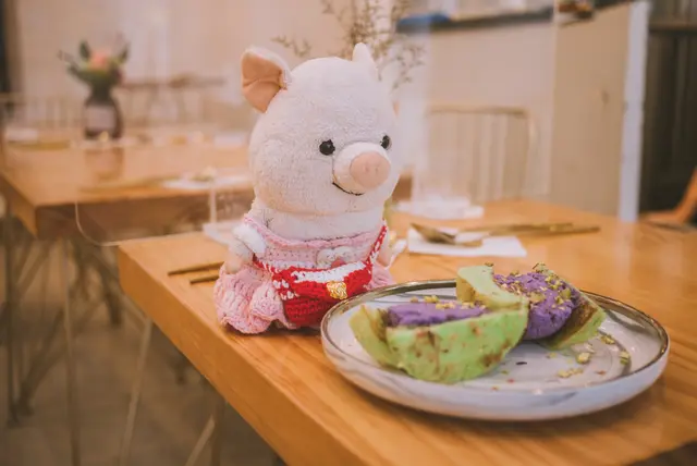 Ube Ice-cream Sandwich