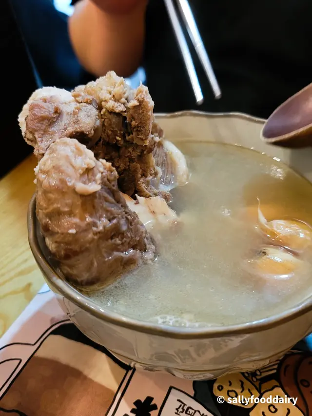 古月招牌肉骨茶飯