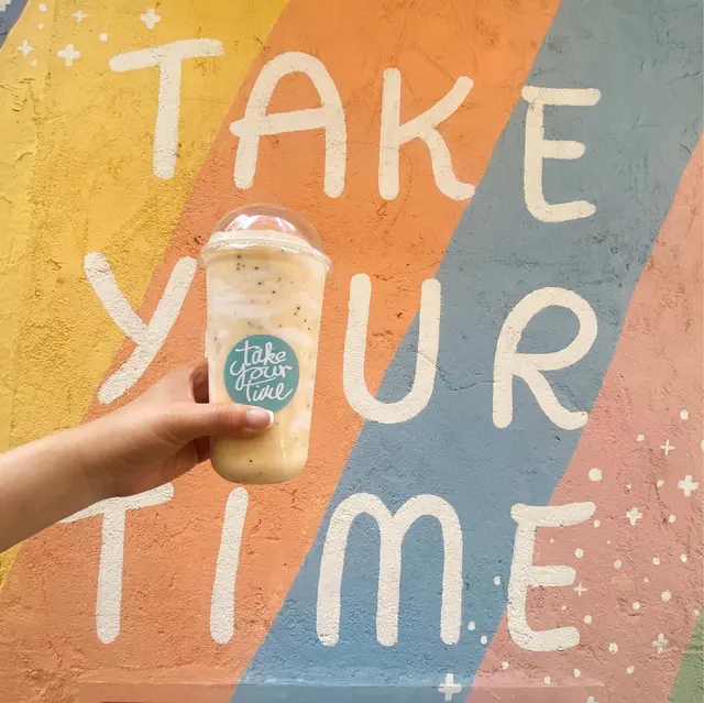 芒果熱情果優格果昔