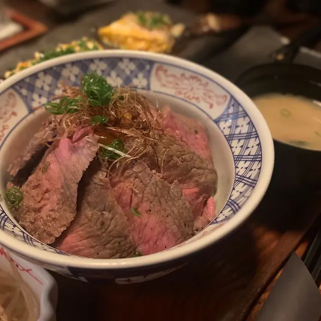 網燒西冷牛扒丼
