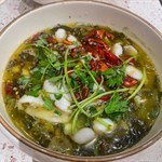 招牌菜酸菜魚：魚肉滑，整體味道ok,但係$178