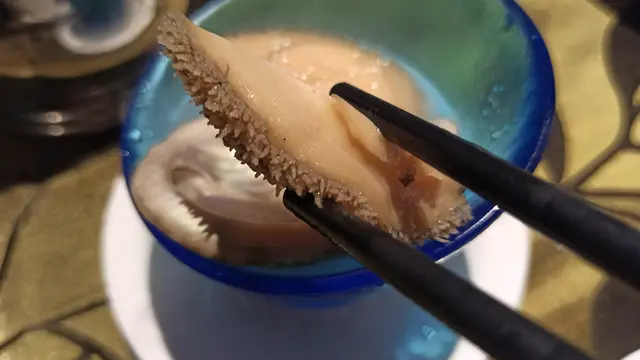 冰鎮花雕5頭南非鮑魚