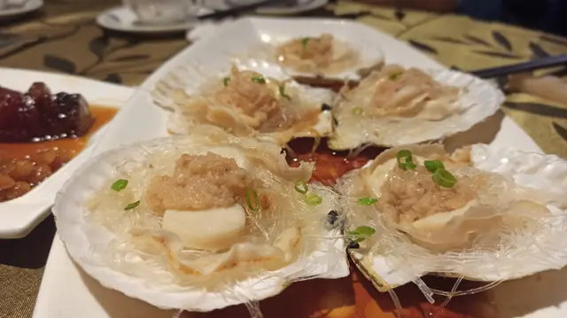 蒜蓉粉絲蒸大元貝