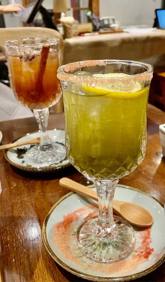 前:  阿童木 //  後:  惱春風