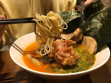 樱花虾辛辣拉面