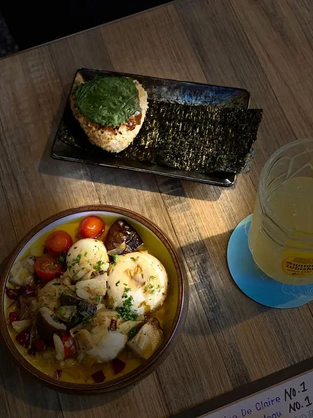 辛味噌燒飯團,蒜片欖油蘑菇