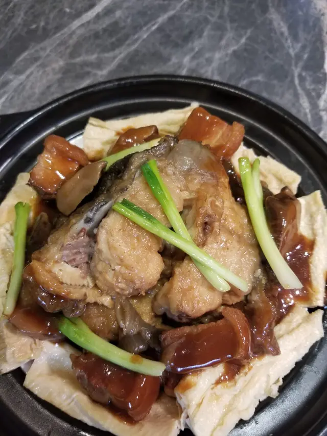 古法炆花錦鱔煲