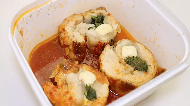 蕃茄菠菜芝士雞肉卷