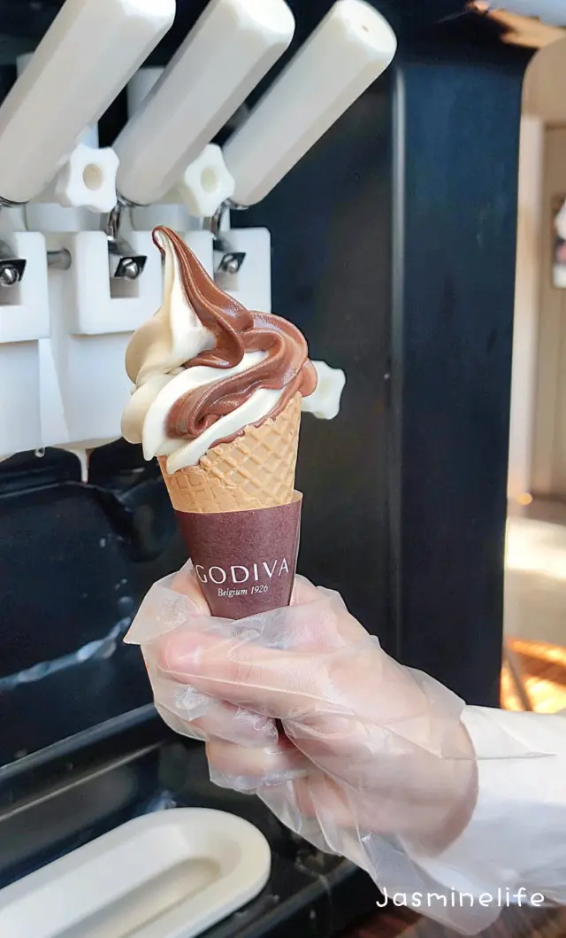 GODIVA軟雪糕