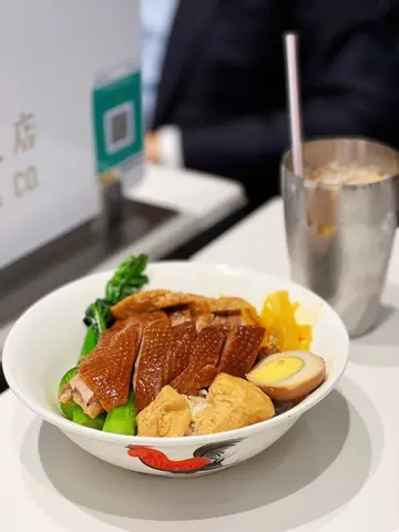 招牌滷水鵝肉飯