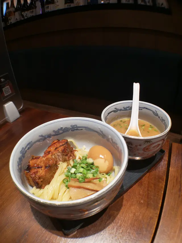 神山豚角沾汁麵