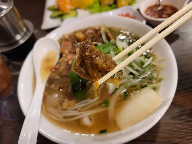 越式牛坑腩湯粉