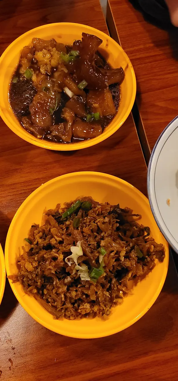 牛筋腩以及外婆肉燥