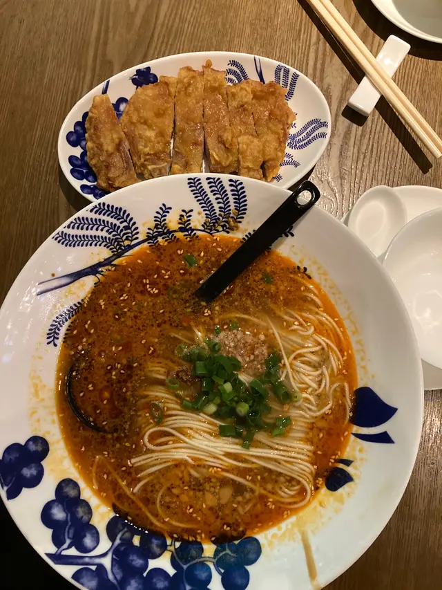 上海排骨擔擔麵