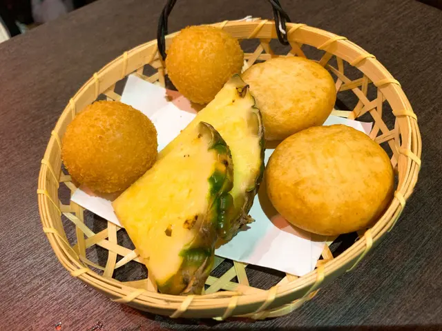 全部都係即叫即炸，即叫即燒，
保證上枱新鮮熱辣～
其中最欣賞榴槤炸彈和芝士年糕，外脆內軟，🌟推薦❗️