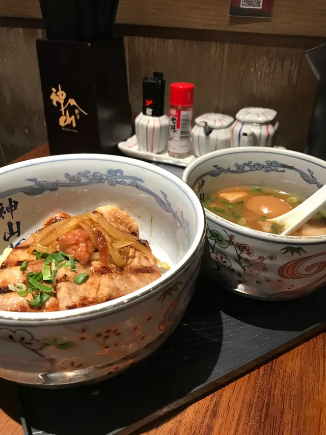 神豚燒叉燒沾汁麵