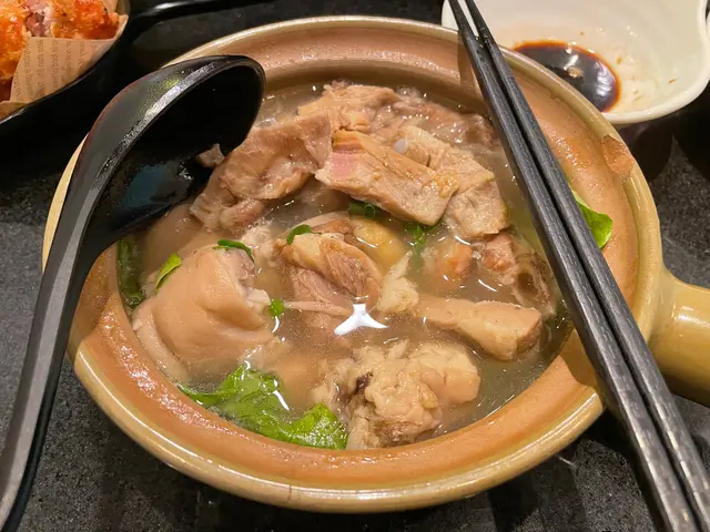 白胡椒味肉骨茶
