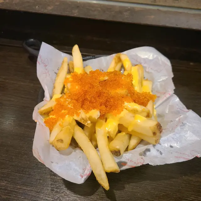 飛魚子芝士薯條
