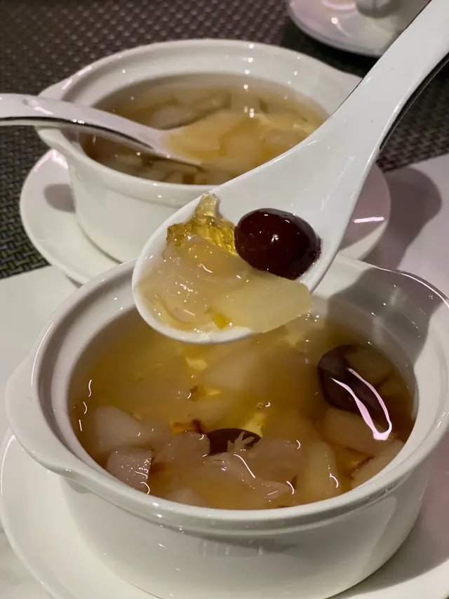 紅棗雪梨雪耳桃膠