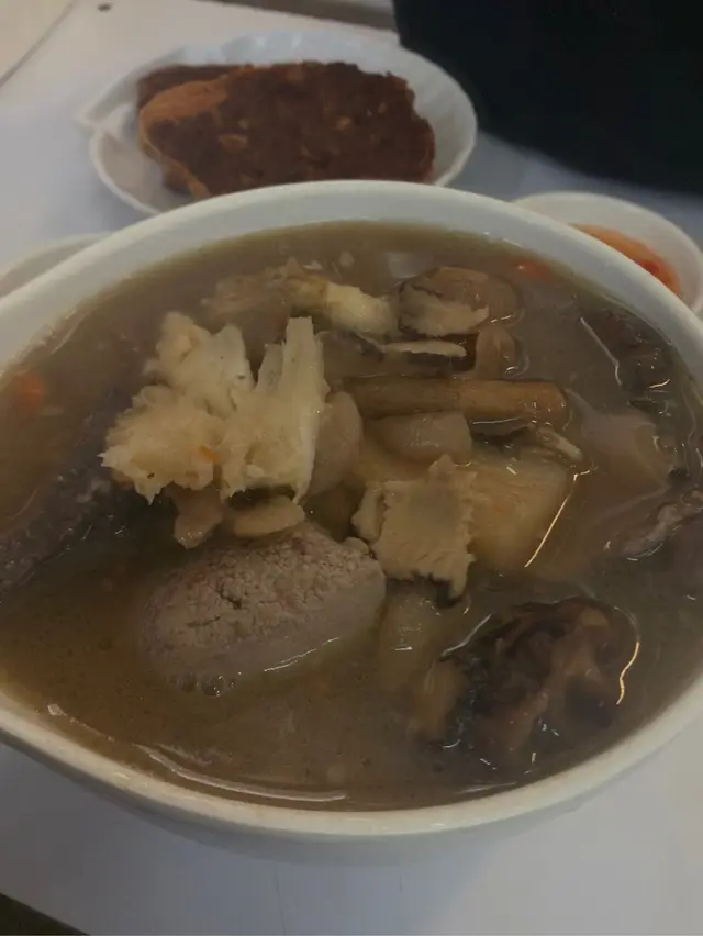 肉骨茶