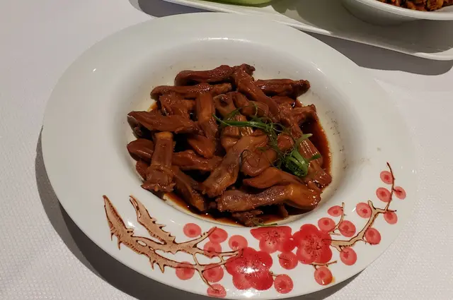 鹵水鴨舌