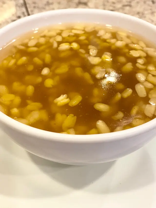 顏色較深，味道怪怪，不用試。