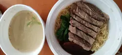  牛腩又过淋，又”鞋”，又黐牙，又无乜牛味，又无乜卤水味