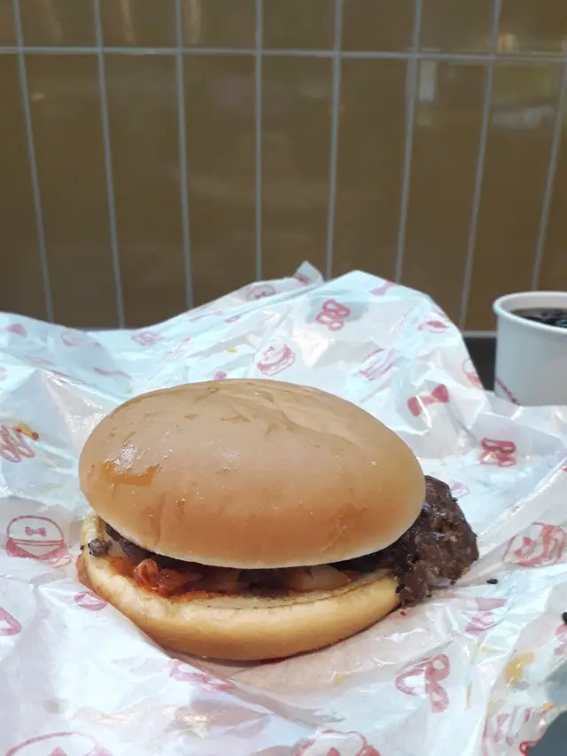 韓式泡菜牛肉漢堡