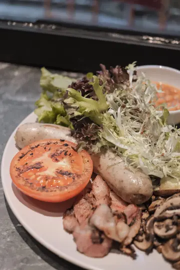 All  day  breakfast 