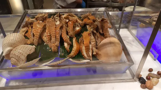 唔好食的琵琶蝦及蟹