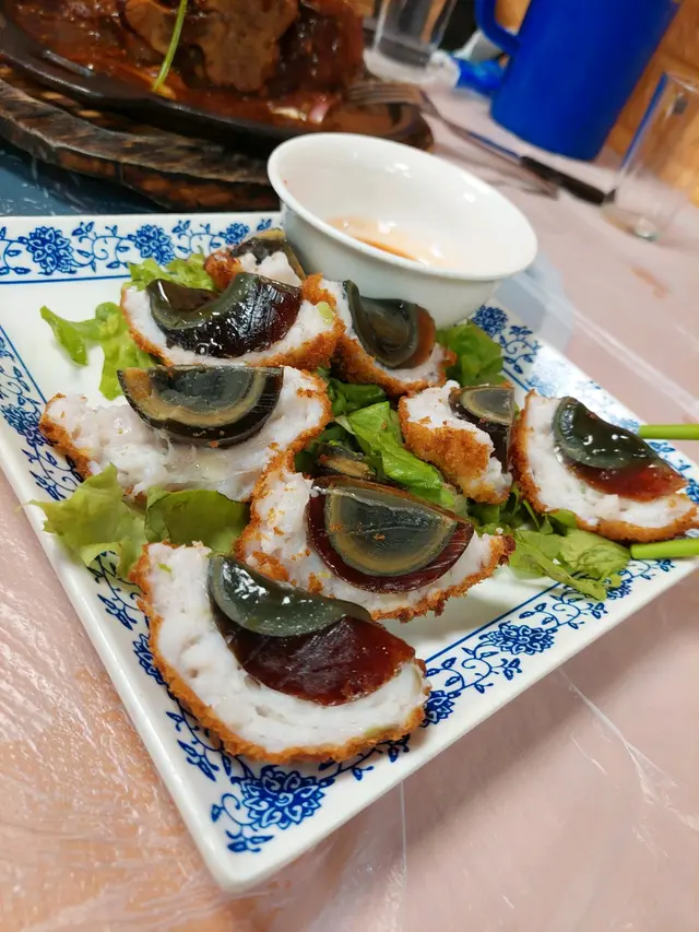 2隻炸皮蛋