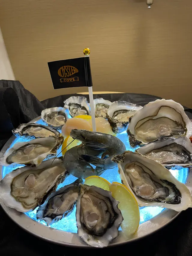 12隻蠔｜兩粒帶子｜兩隻藍蝦