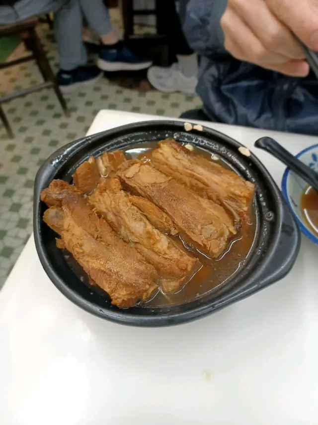 百吉爹肉骨茶 (一字骨)