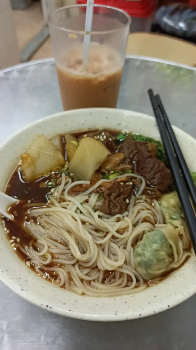 要比少少耐性去等，因為即叫即整，所以食完碗麵還熱👍