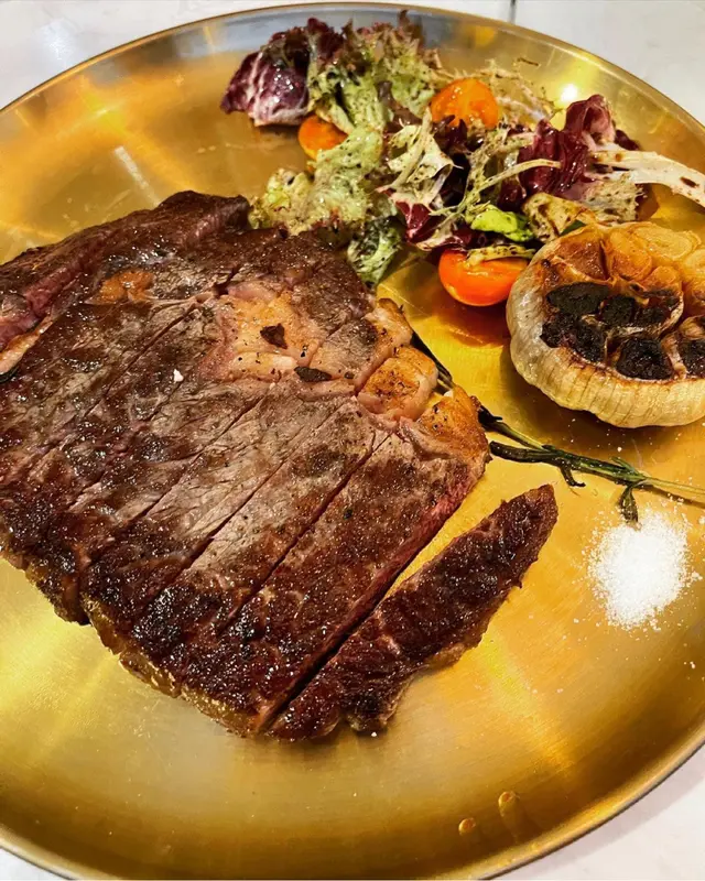 佛羅倫斯煎M5和牛肉眼