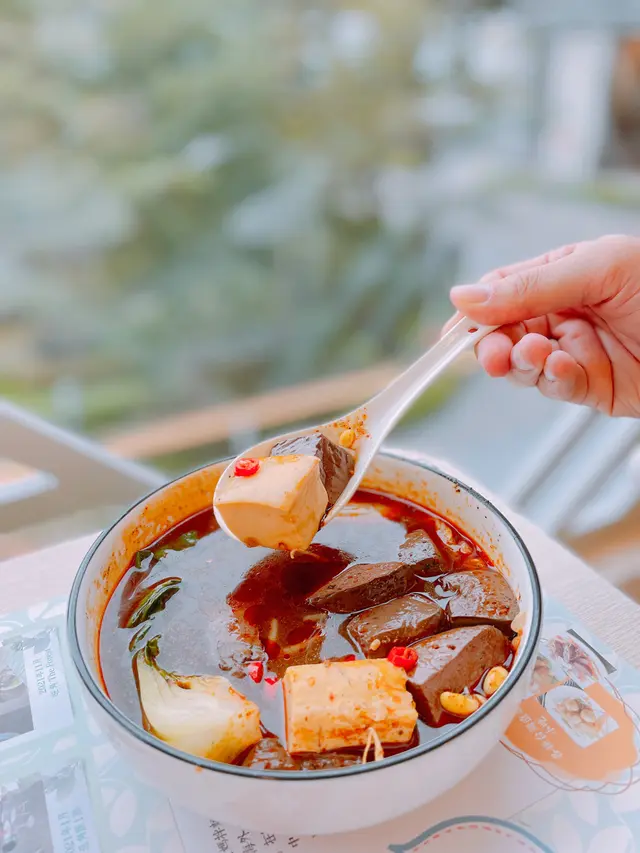 麻辣鴨血