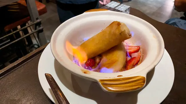 BANANA FILO酥皮香蕉香酒卷