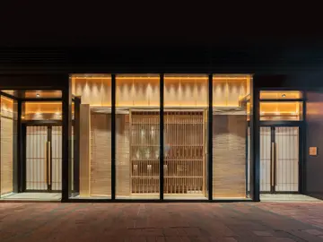 凡经Openrice 订座, 每位可免费享用日本清酒或果汁乙杯