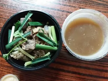 羊腩煲