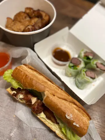 香茅烧鸡牛油果三文治